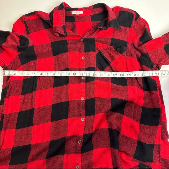 ❌SOLD❌Maurices Long Sleeve Plaid Shirt Women's sz XL Red Black Christmas - Picture 4 of 10
